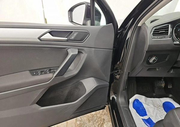 Volkswagen Tiguan cena 108500 przebieg: 105251, rok produkcji 2019 z Nekla małe 407